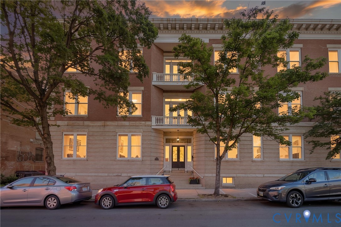 701 N Allison Street U8