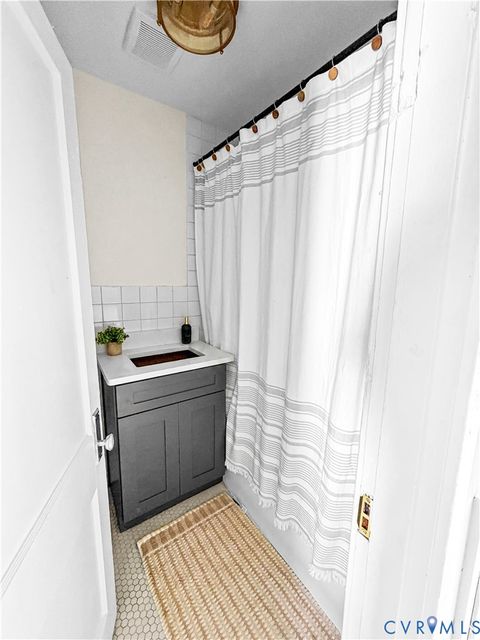 Tiny photo for 1013 Bank Street, Hopewell, VA 23860 (MLS # 2608649)