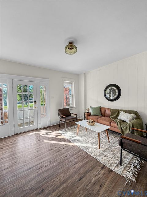 Tiny photo for 1013 Bank Street, Hopewell, VA 23860 (MLS # 2608649)