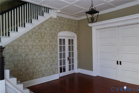 Tiny photo for 302 E Fillmore Street, Petersburg, VA 23803 (MLS # 2606761)