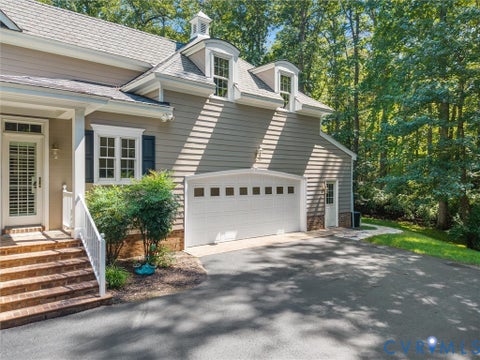 Tiny photo for 817 Dover Bluff Place, Manakin Sabot, VA 23103 (MLS # 2623351)