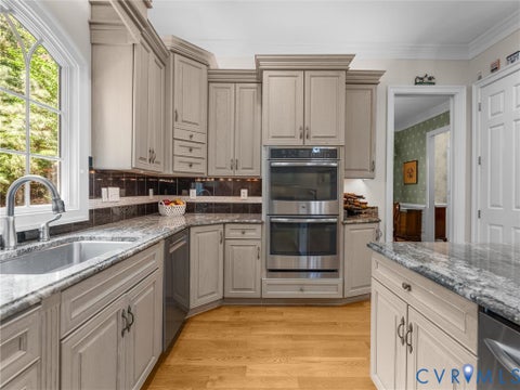 Tiny photo for 817 Dover Bluff Place, Manakin Sabot, VA 23103 (MLS # 2623351)