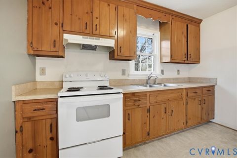 Tiny photo for 6341 Sledds Lake Road, Mechanicsville, VA 23111 (MLS # 2604501)