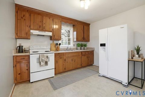 Tiny photo for 6341 Sledds Lake Road, Mechanicsville, VA 23111 (MLS # 2604501)