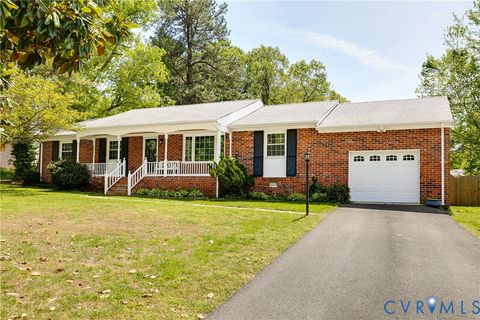 Photo of 7231 Pegway Lane, Mechanicsville, VA 23111 (MLS # 2609618)
