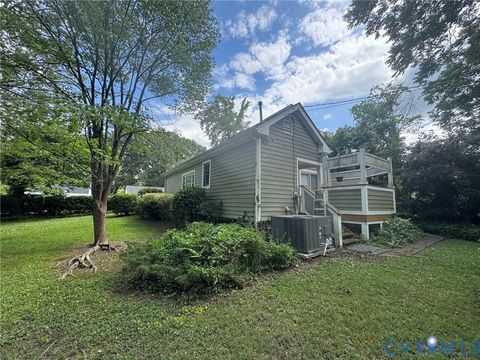 Tiny photo for 2201 Richmond Street, Hopewell, VA 23860 (MLS # 2616627)