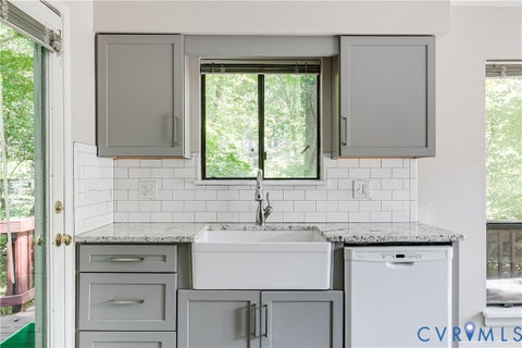 Tiny photo for 702 Gordon School Court, North Chesterfield, VA 23236 (MLS # 2624191)