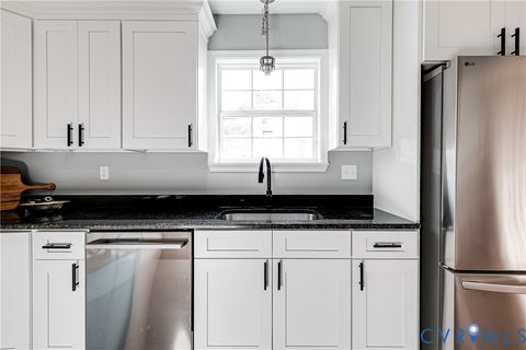 Tiny photo for 205 N 12th Avenue, Hopewell, VA 23860 (MLS # 2532967)