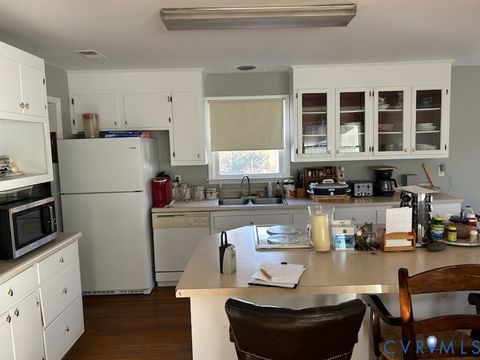 Tiny photo for 11707 Zilles Road, Blackstone, VA 23824 (MLS # 2603653)