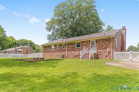 Tiny photo for 8377 Studley Road, Mechanicsville, VA 23116 (MLS # 2621237)
