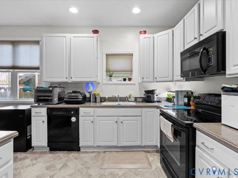 Tiny photo for 2111 North Avenue, Richmond, VA 23222 (MLS # 2523492)