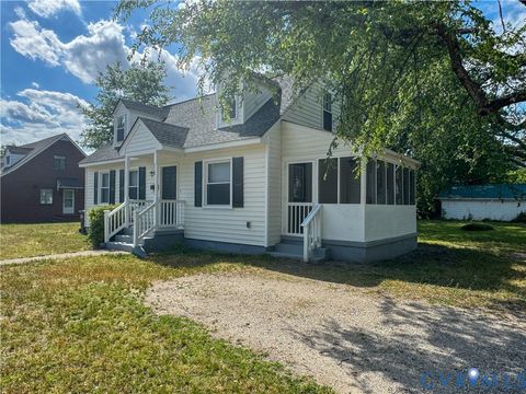 Tiny photo for 525 E Cawson Street, Hopewell, VA 23860 (MLS # 2613072)