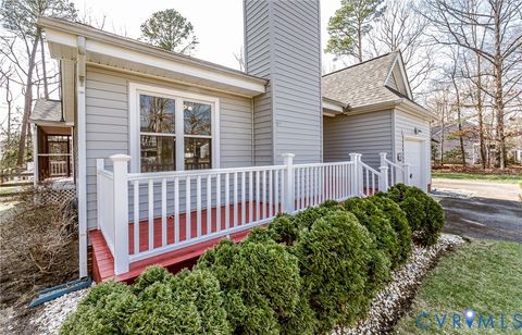 Tiny photo for 10819 Poachers Run, Chesterfield, VA 23832 (MLS # 2605322)