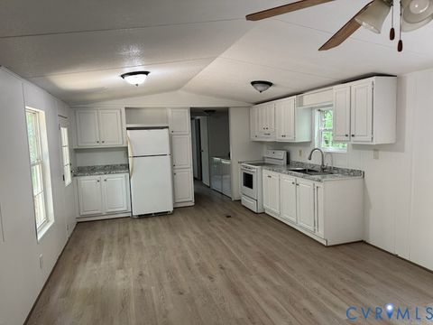 Tiny photo for 27413 Flank Road, North Dinwiddie, VA 23805 (MLS # 2617178)
