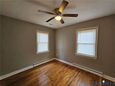 Tiny photo for 1929 Oakland Street, Petersburg, VA 23805 (MLS # 2600231)