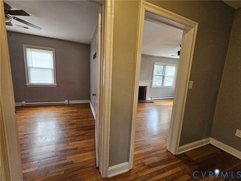 Tiny photo for 1929 Oakland Street, Petersburg, VA 23805 (MLS # 2600231)