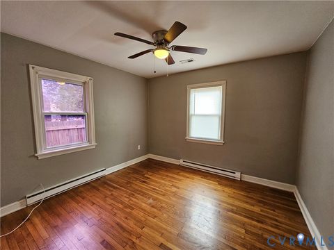 Tiny photo for 1929 Oakland Street, Petersburg, VA 23805 (MLS # 2600231)