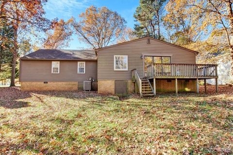 A home in South Chesterfield