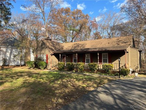 A home in South Chesterfield