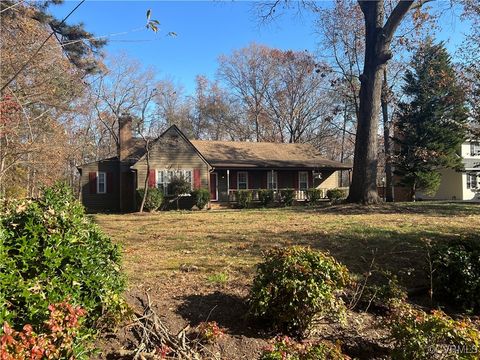 A home in South Chesterfield