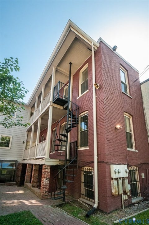 Tiny photo for 407 W Clay Street #B, Richmond, VA 23220 (MLS # 2613549)