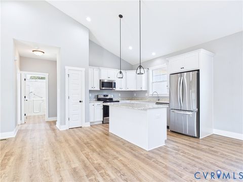 Tiny photo for 6795 Darlington Heights Road, Farmville, VA 23901 (MLS # 2605152)