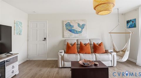 Tiny photo for 1020 Barclay Square, Virginia Beach, VA 23451 (MLS # 2603161)