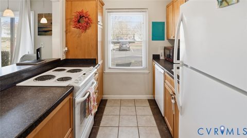 Tiny photo for 1020 Barclay Square, Virginia Beach, VA 23451 (MLS # 2603161)