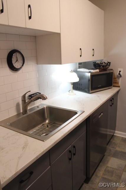 Richmond, Virginia 23230, United States, 1 Bedroom Bedrooms, ,1 BathroomBathrooms,Residential,Active,24032