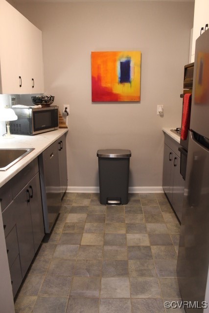 Richmond, Virginia 23230, United States, 1 Bedroom Bedrooms, ,1 BathroomBathrooms,Residential,Active,24032