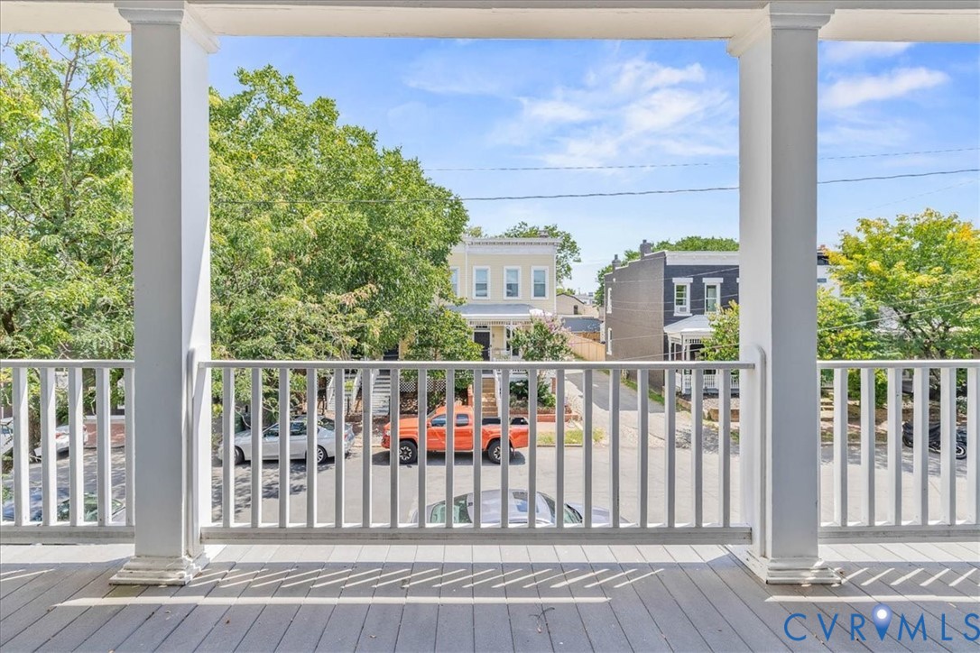 4 S Vine Street