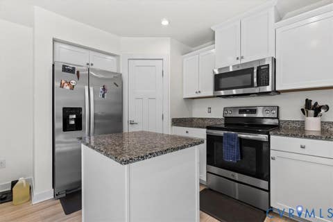 Tiny photo for 7642 Medallion Court, Chesterfield, VA 23237 (MLS # 2611789)