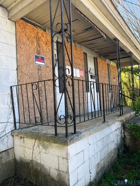 Tiny photo for 606-608 Cameron Street, Petersburg, VA 23803 (MLS # 2606340)