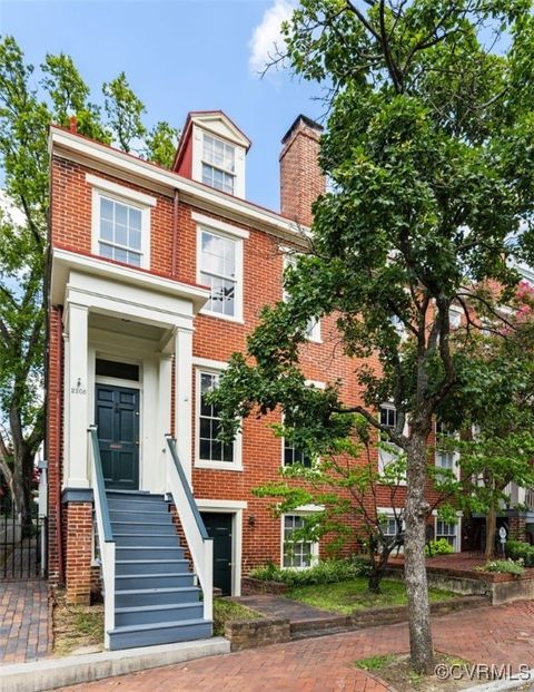 2208 E Broad Street Richmond VA 23223
