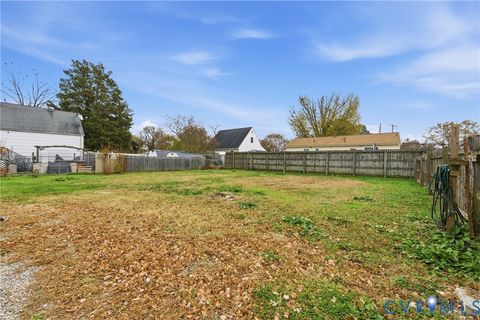 Tiny photo for 2504 Gordon Street, Hopewell, VA 23860 (MLS # 2531624)