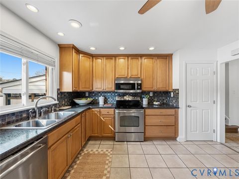 Tiny photo for 9215 Venetian Way, Henrico, VA 23229 (MLS # 2602633)