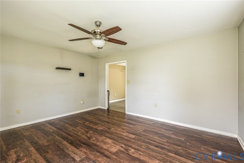 Tiny photo for 825 Nottoway Avenue, Blackstone, VA 23824 (MLS # 2621215)