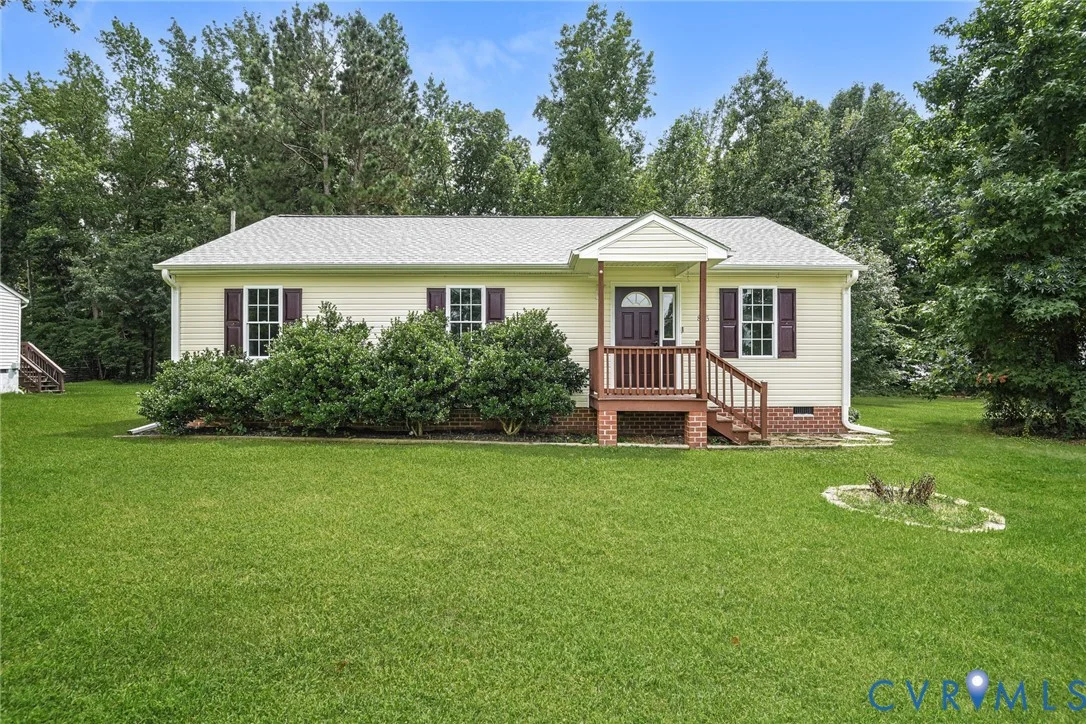 825 Nottoway Avenue, Blackstone, VA, 23824