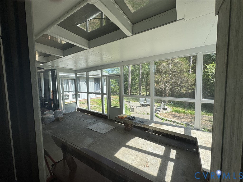 Photo 1 of 25 — 10309 Wycliff Road, Chesterfield, VA 23236