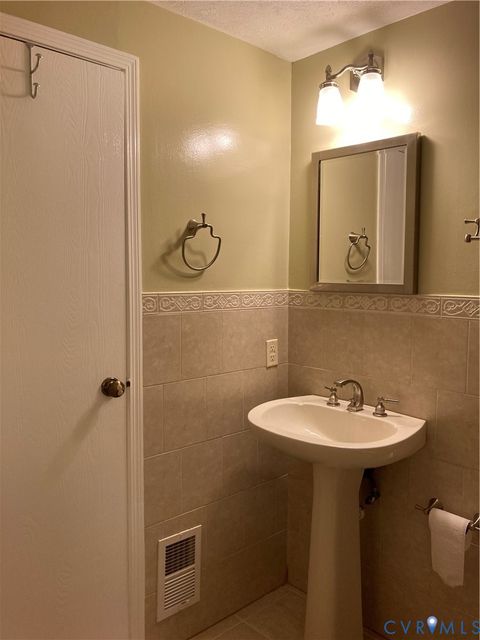 Tiny photo for 8408 Klarey Court, Henrico, VA 23228 (MLS # 2603368)