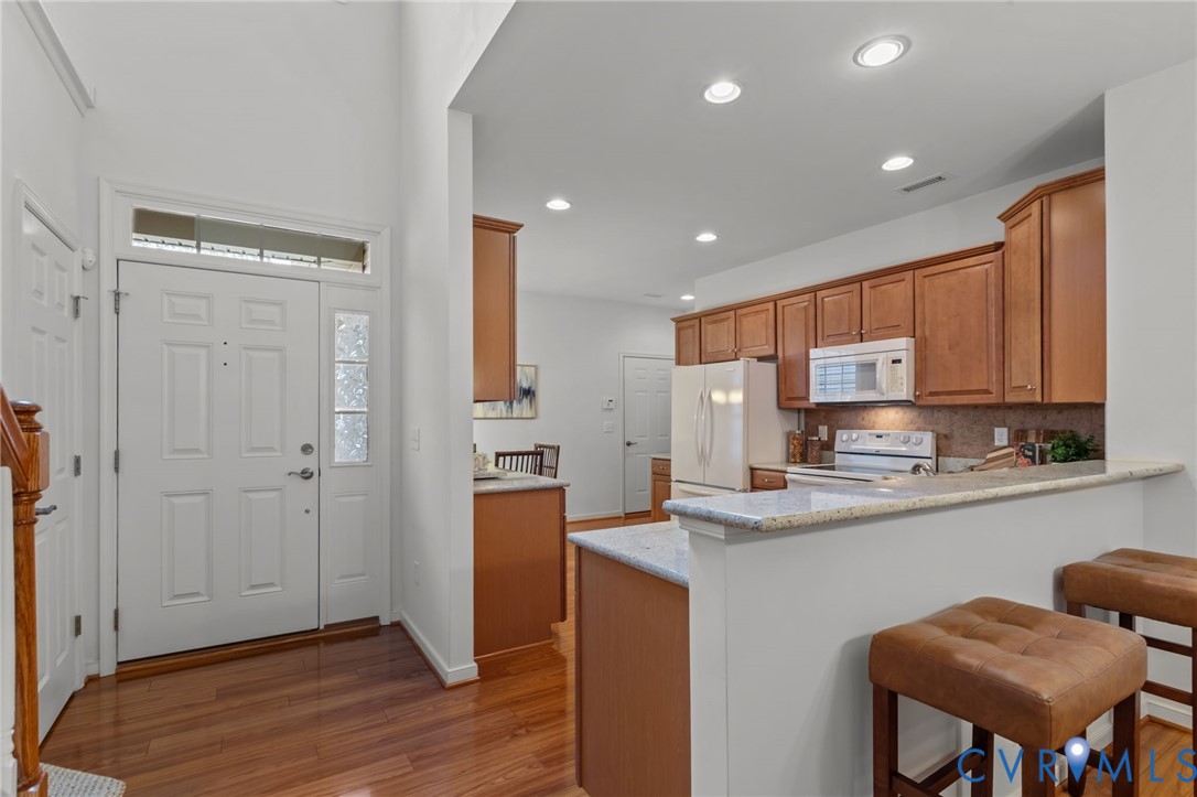 826 Fair Port Circle