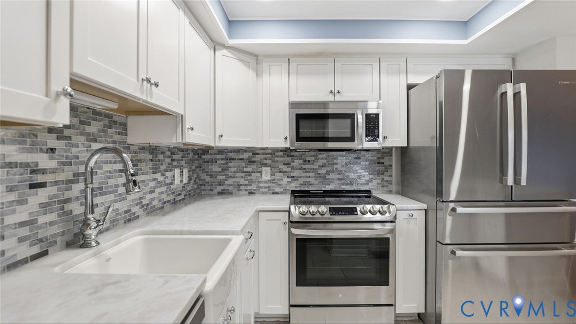2956 Hathaway Road U510
