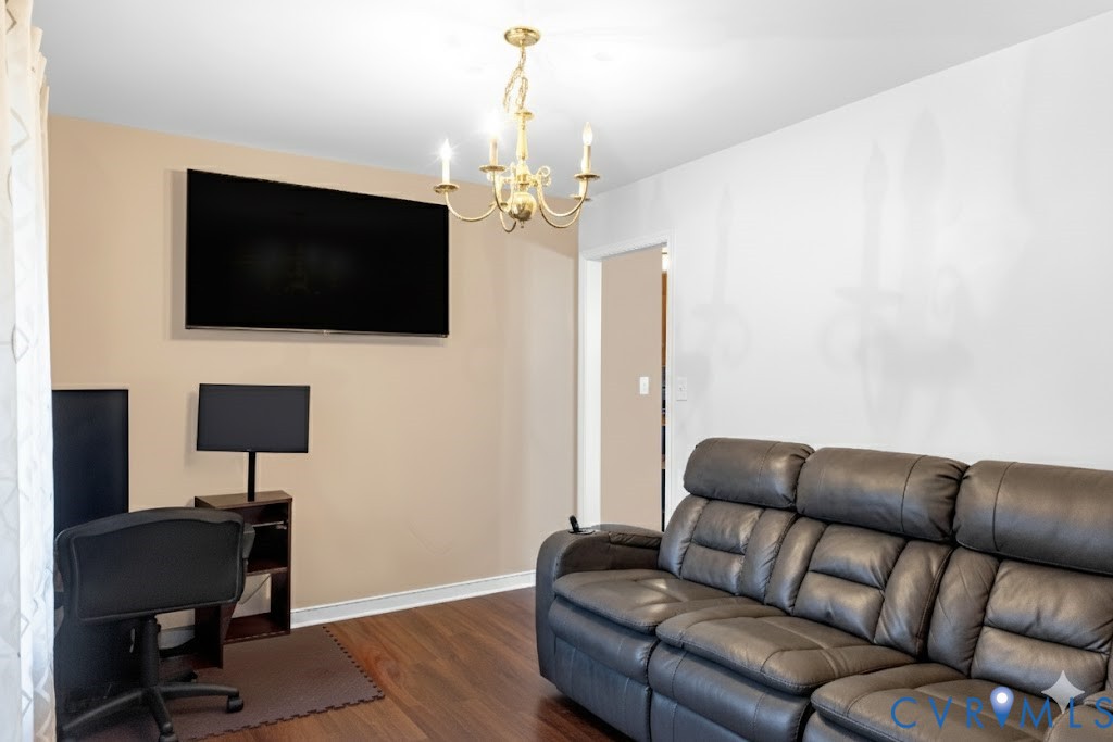 5625 Backwater Drive