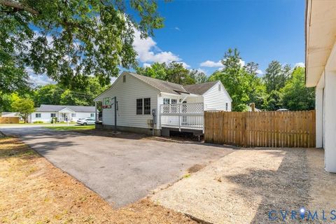 Tiny photo for 2416 Agra Drive, Fairfield, VA 23228 (MLS # 2617074)
