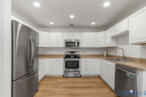 Tiny photo for 2416 Agra Drive, Fairfield, VA 23228 (MLS # 2617074)