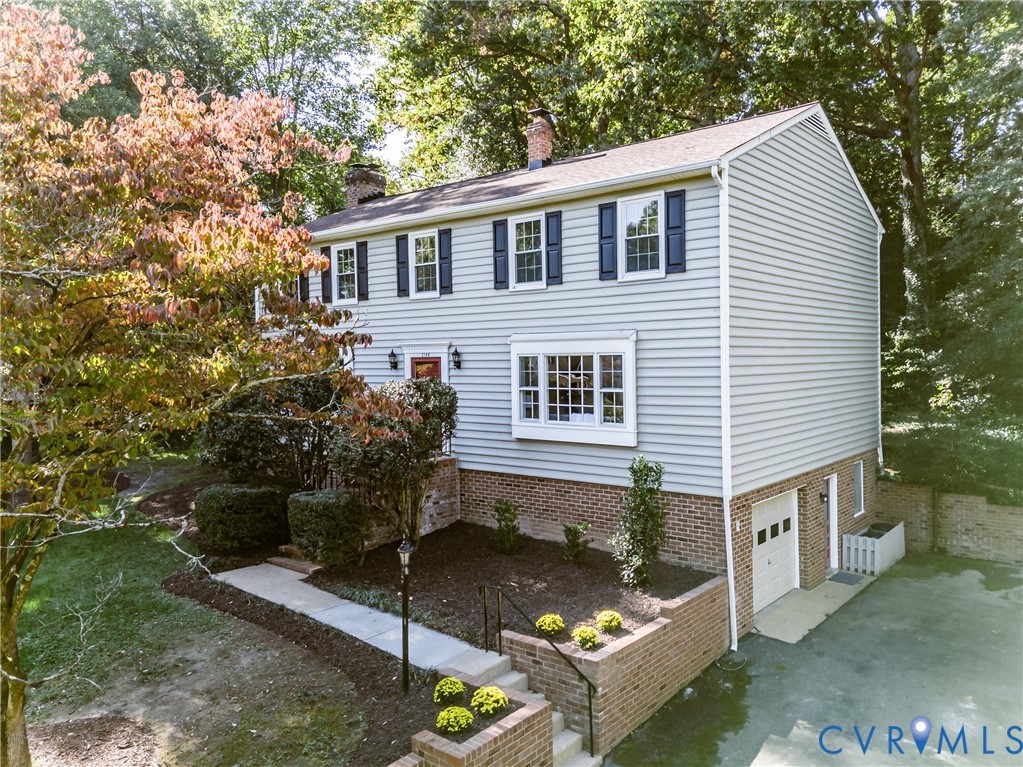 2144 Lake Surrey Drive