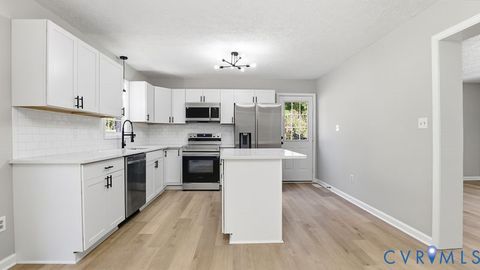Tiny photo for 8183 Burnside Court, Mechanicsville, VA 23116 (MLS # 2528971)