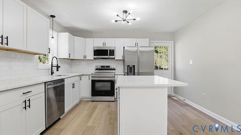 Tiny photo for 8183 Burnside Court, Mechanicsville, VA 23116 (MLS # 2528971)