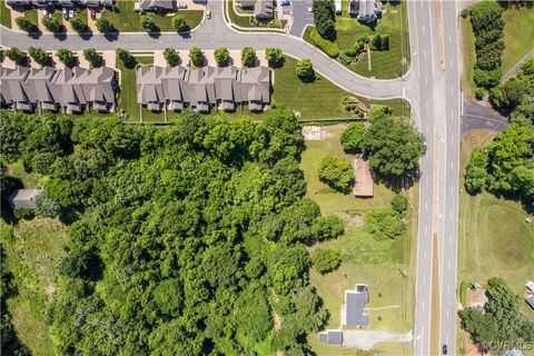 Tiny photo for 8212 Shady Grove Road, Mechanicsville, VA 23111 (MLS # 2514851)