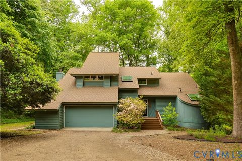 Photo of 14307 Spring Gate Court, Midlothian, VA 23112 (MLS # 2611204)